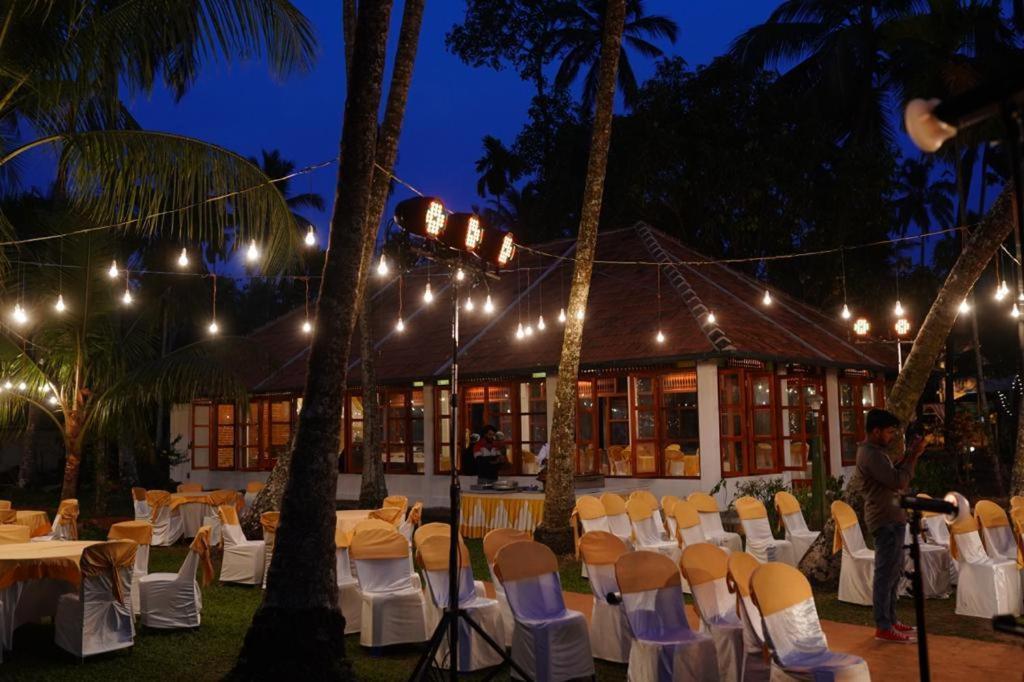 Kallanchery Retreat Kochi Exterior foto